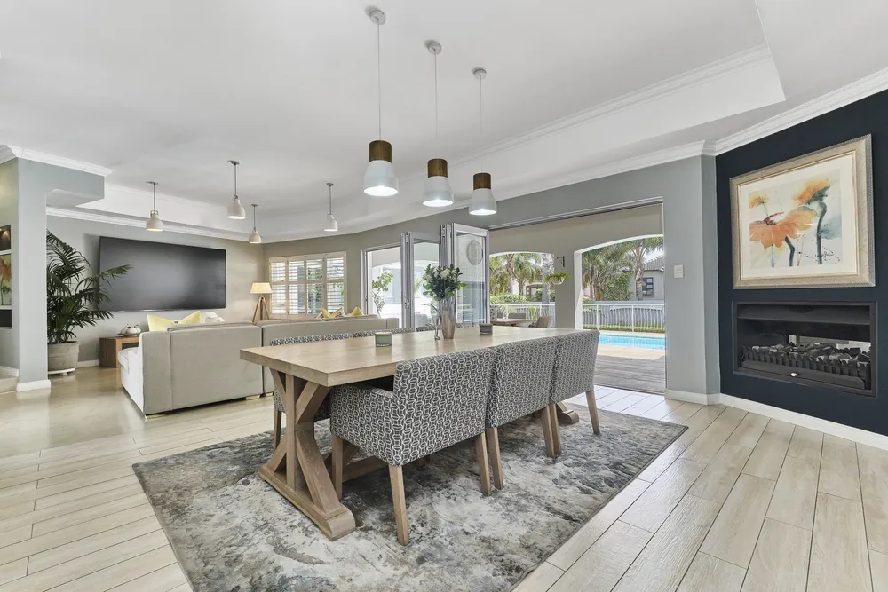 South Africa, Gauteng, Eagle Canyon Golf Estate, Sawgrass Lane, 98