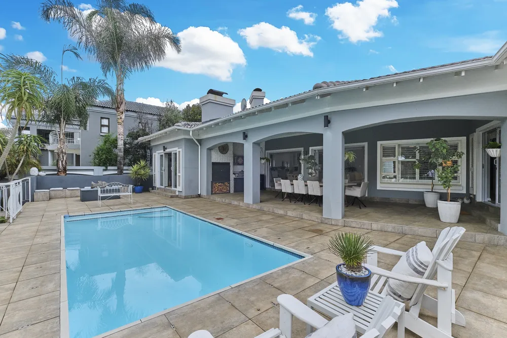 South Africa, Gauteng, Eagle Canyon Golf Estate, Sawgrass Lane, 98