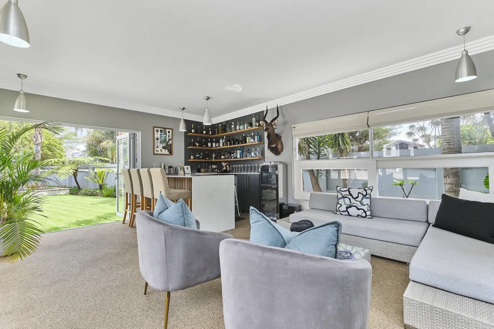 South Africa, Gauteng, Eagle Canyon Golf Estate, Sawgrass Lane, 98