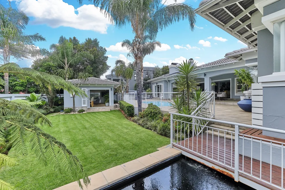 South Africa, Gauteng, Eagle Canyon Golf Estate, Sawgrass Lane, 98
