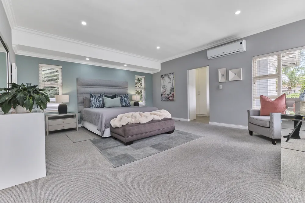 South Africa, Gauteng, Eagle Canyon Golf Estate, Sawgrass Lane, 98