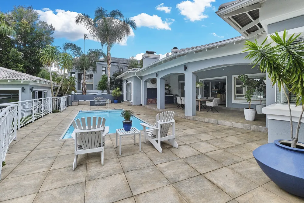 South Africa, Gauteng, Eagle Canyon Golf Estate, Sawgrass Lane, 98