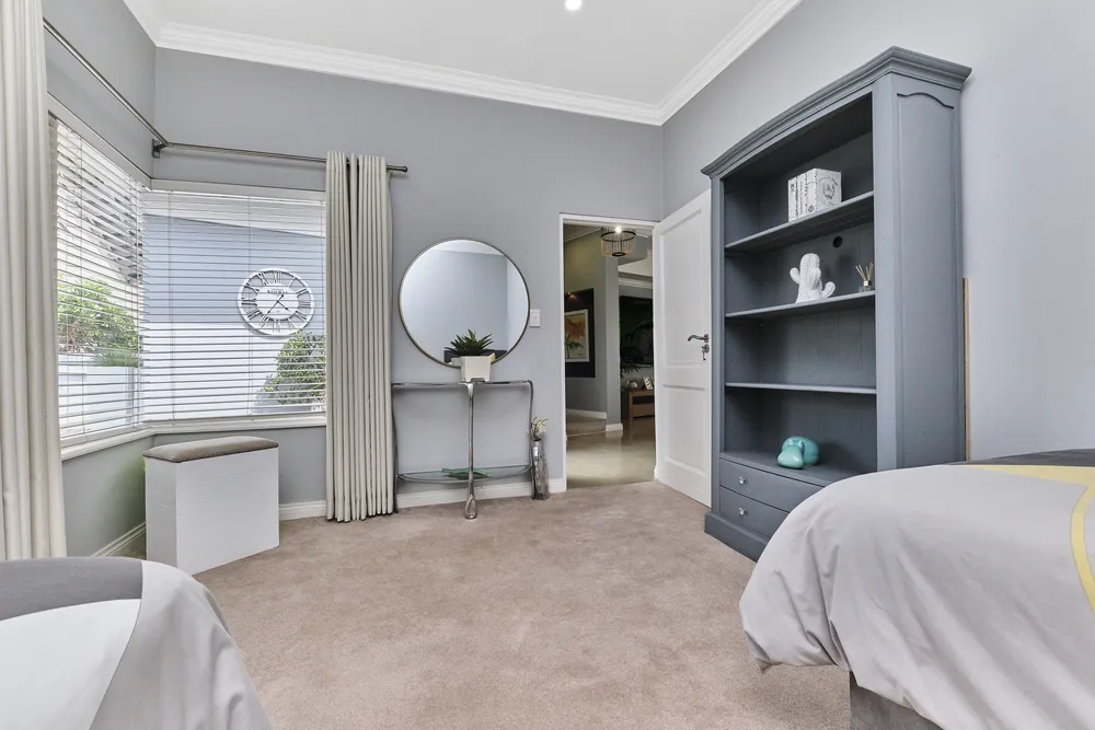 South Africa, Gauteng, Eagle Canyon Golf Estate, Sawgrass Lane, 98