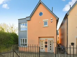 Fives Court Close, Ware photo
