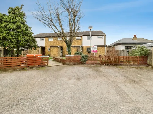 Hood Road, Rainhamphoto