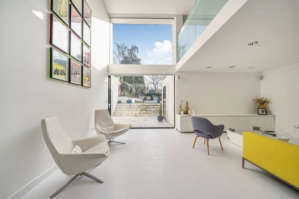 Onslow Gardens, London, N10