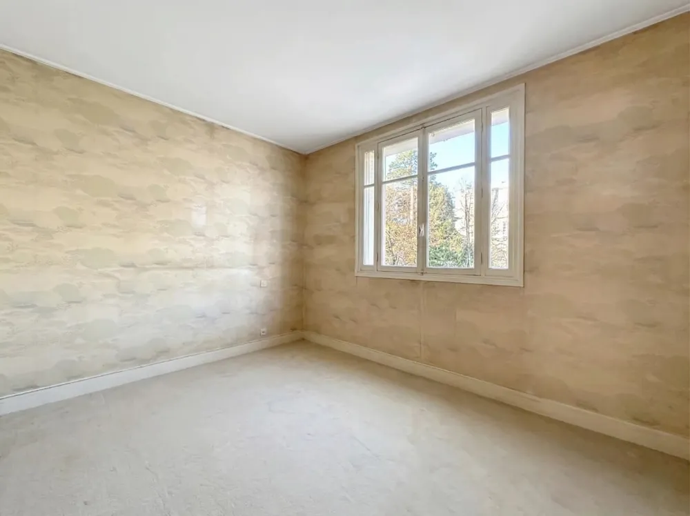 Neuilly-sur-Seine, 92200, France