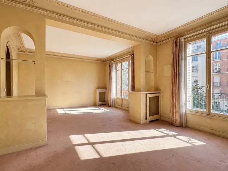 Neuilly-sur-Seine, 92200, France