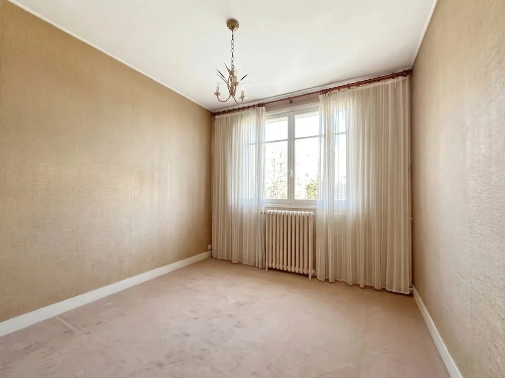 Neuilly-sur-Seine, 92200, France