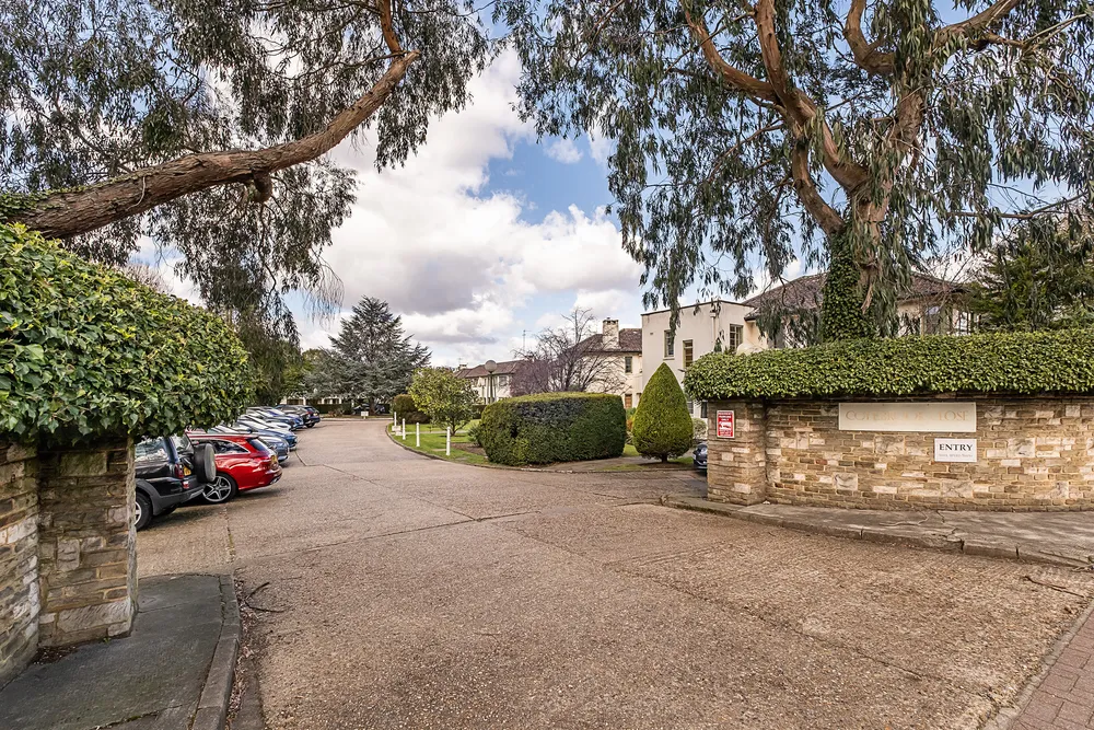 Colebrook Close, London, SW15
