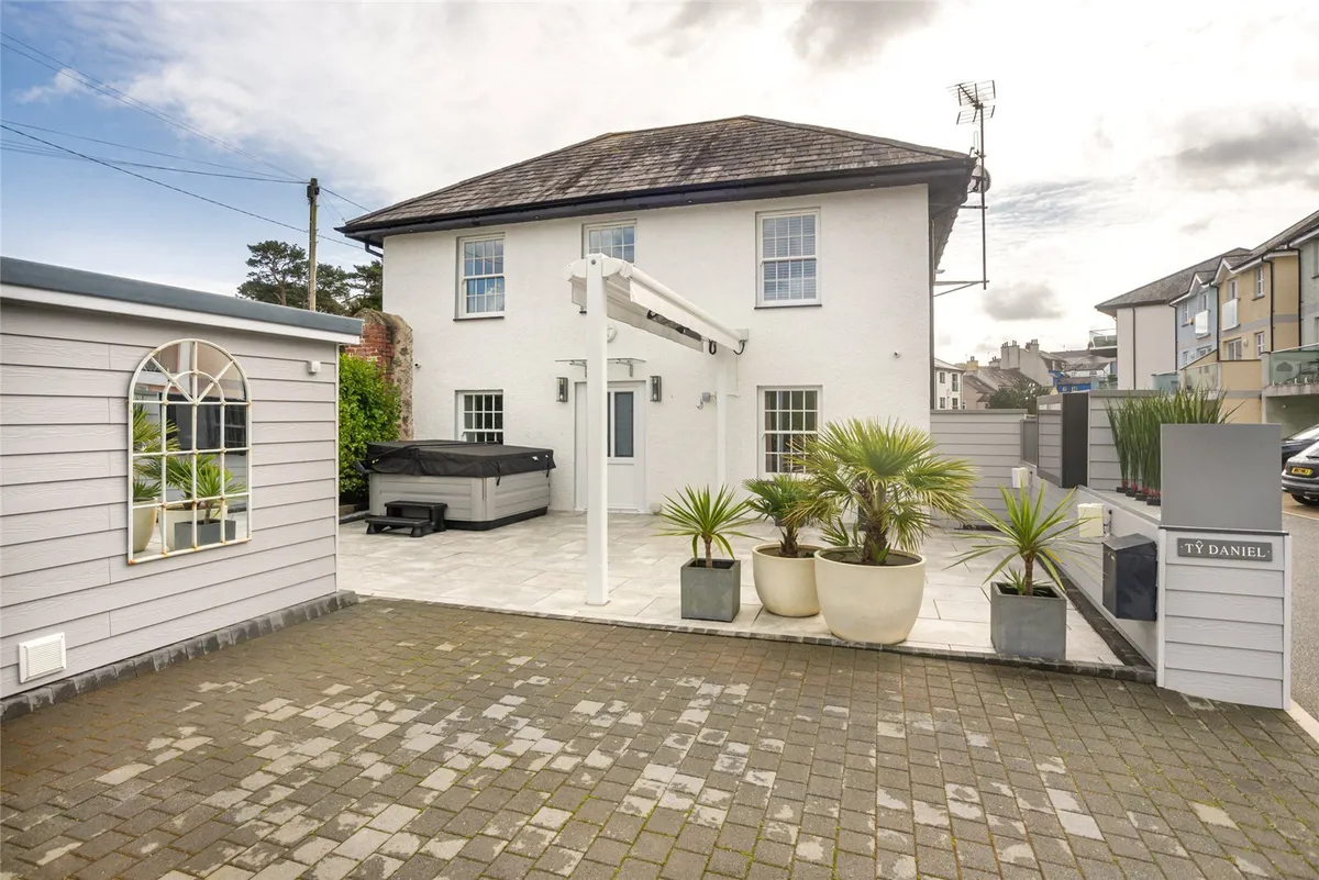 Menai Quays, Menai Bridge, Anglesey, LL59