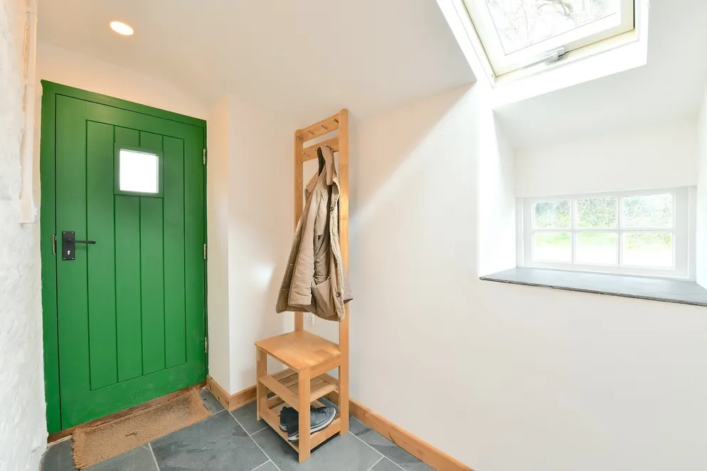 Property carousel item 17