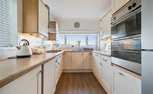 Peters Crescent, Marldon, Paignton, Devon, TQ3 photo
