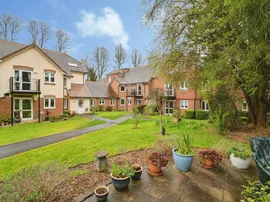 Culliford Road North, Dorchester photo