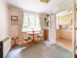 Culliford Road North, Dorchester thumb 2