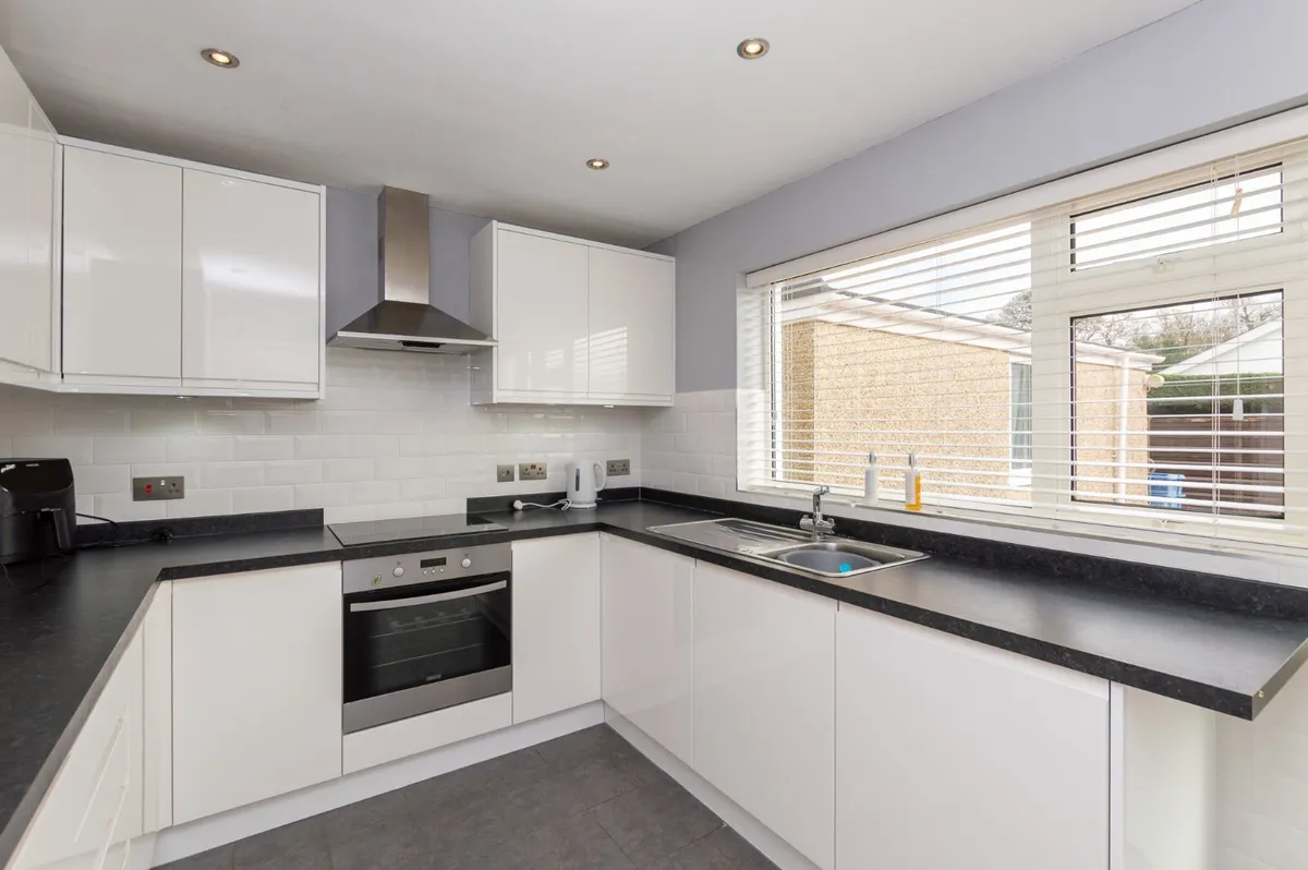 Bryn Tyddyn, Pentrefelin, Gwynedd, LL52