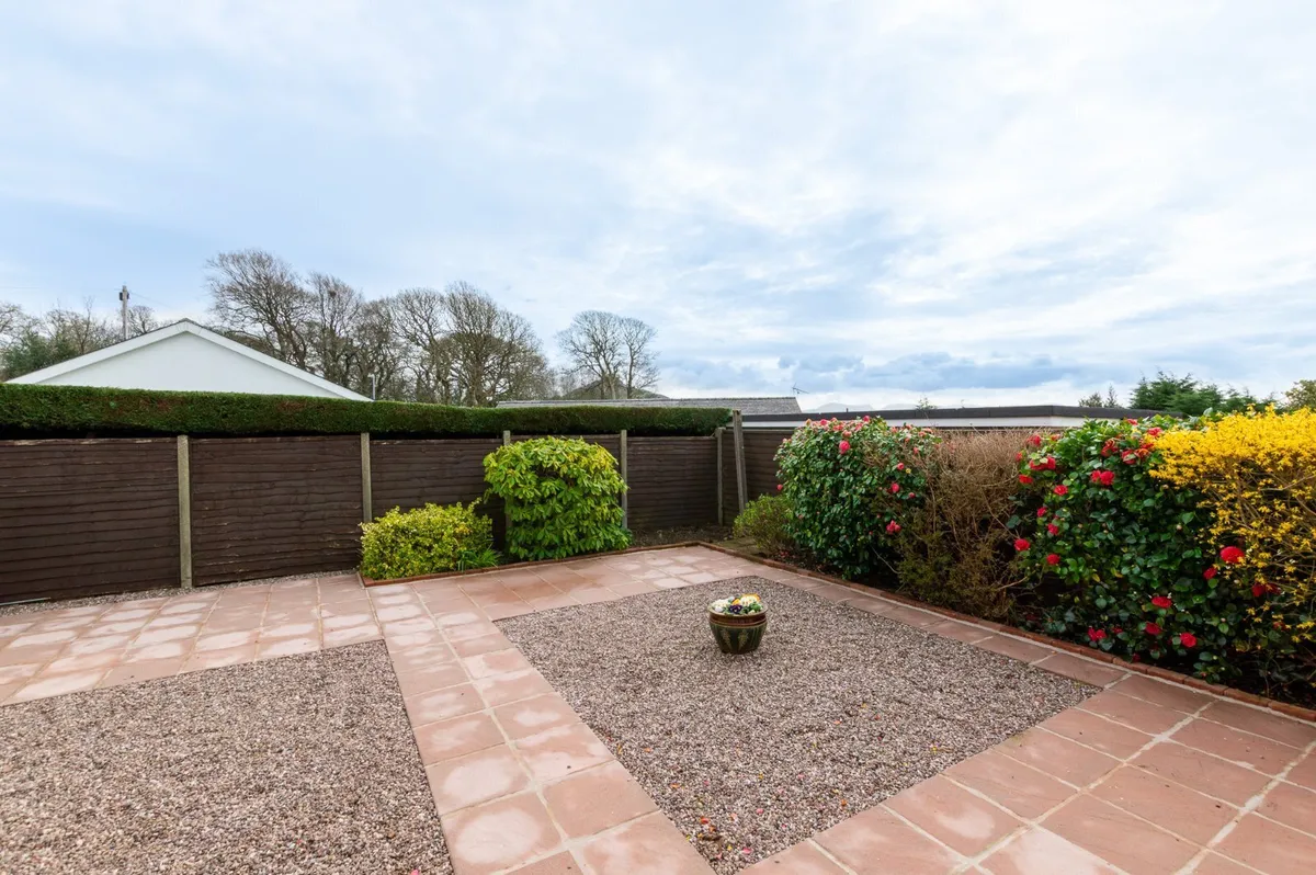 Bryn Tyddyn, Pentrefelin, Gwynedd, LL52