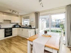Herons Close, Lowestoft thumb 3