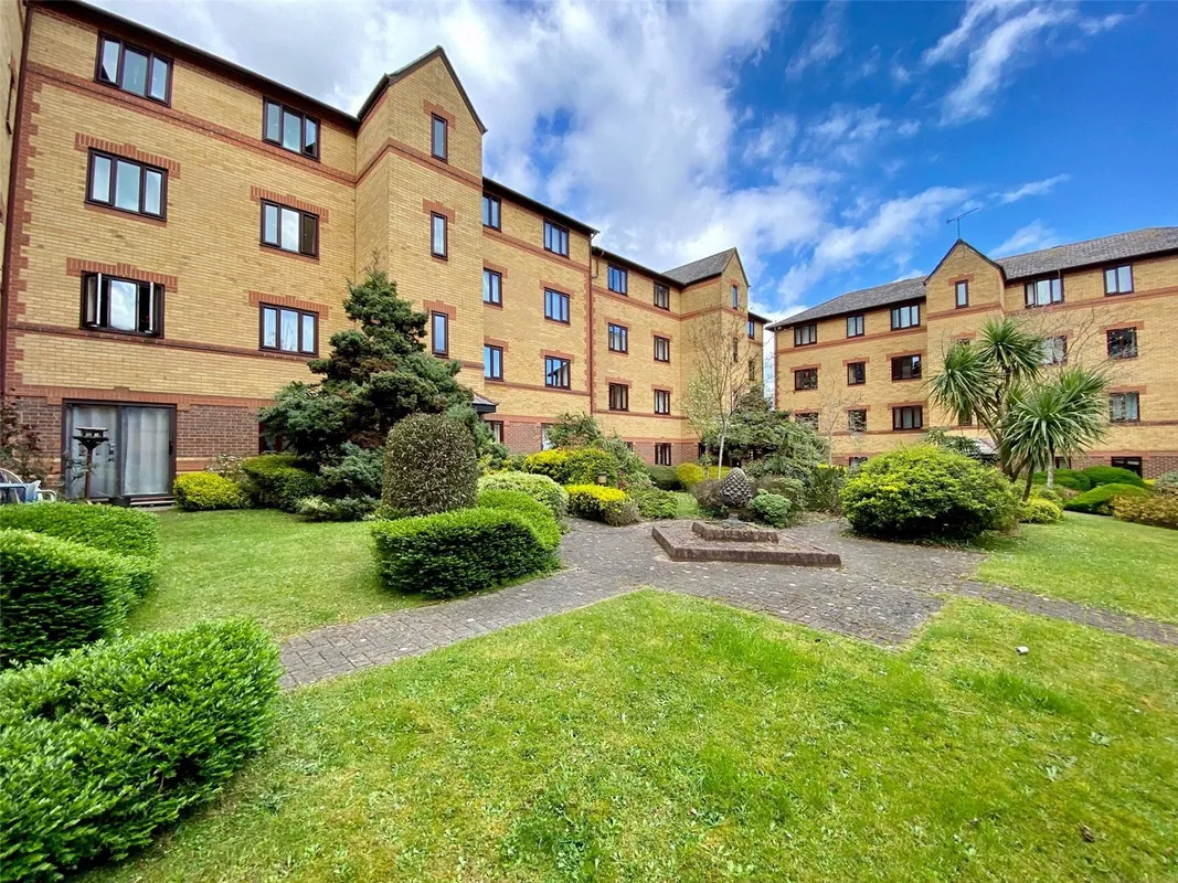 Caslon Court, Redcliffe