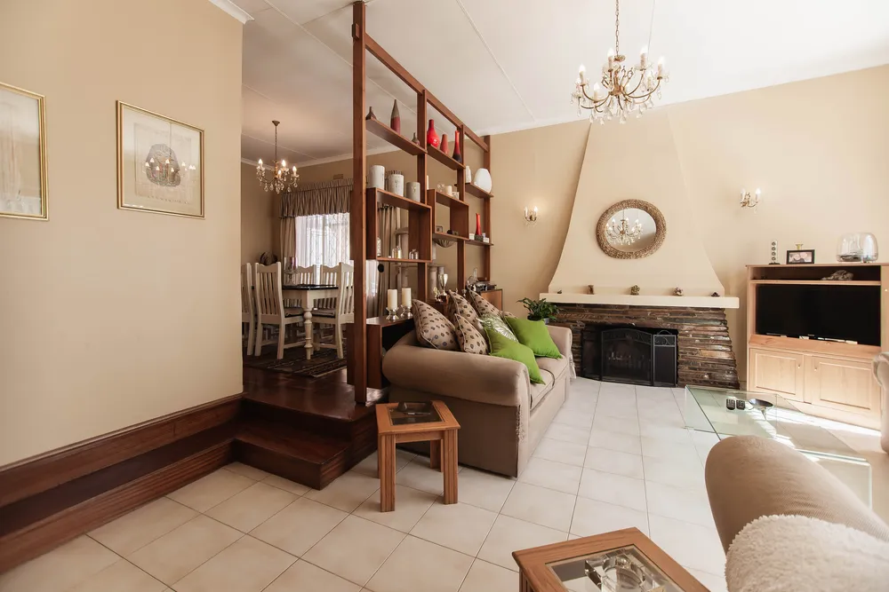 South Africa, Gauteng, Sunnyridge, Northridge Avenue, 14