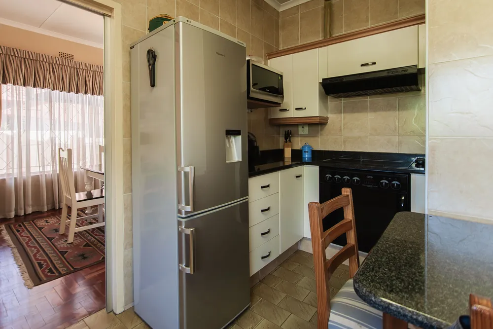 South Africa, Gauteng, Sunnyridge, Northridge Avenue, 14