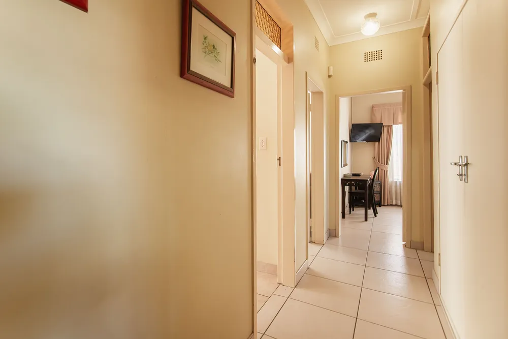 South Africa, Gauteng, Sunnyridge, Northridge Avenue, 14