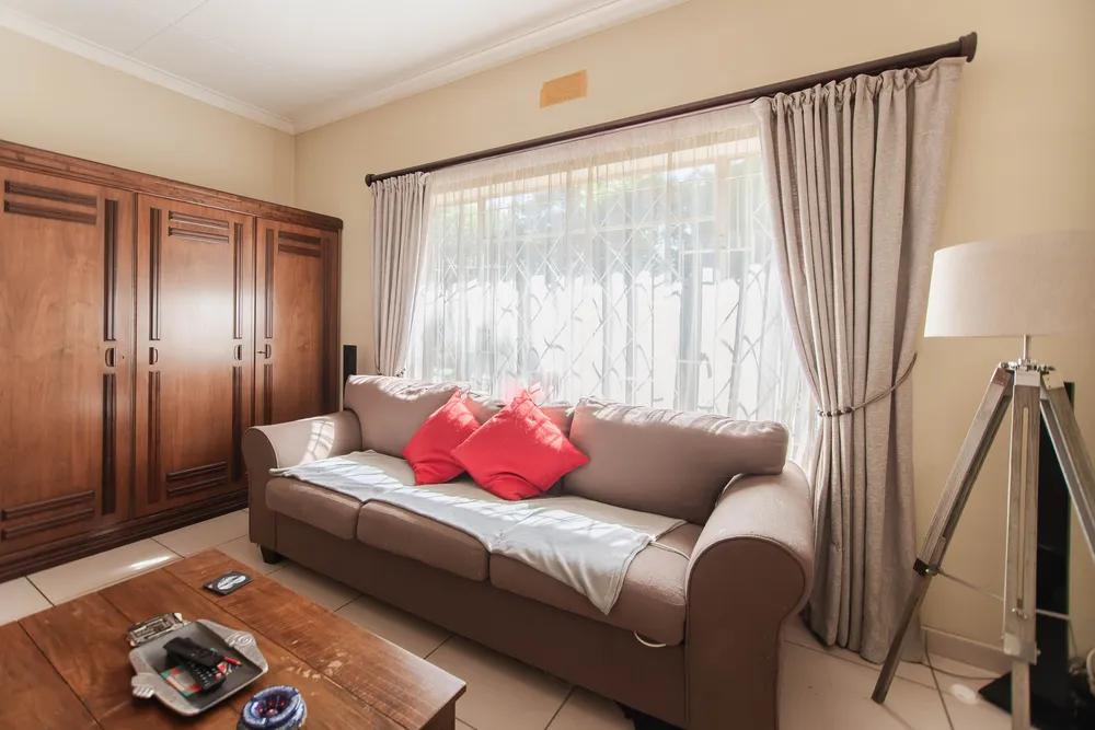 South Africa, Gauteng, Sunnyridge, Northridge Avenue, 14