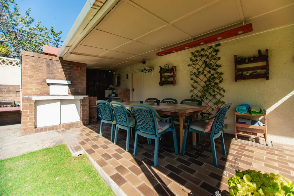 South Africa, Gauteng, Sunnyridge, Northridge Avenue, 14