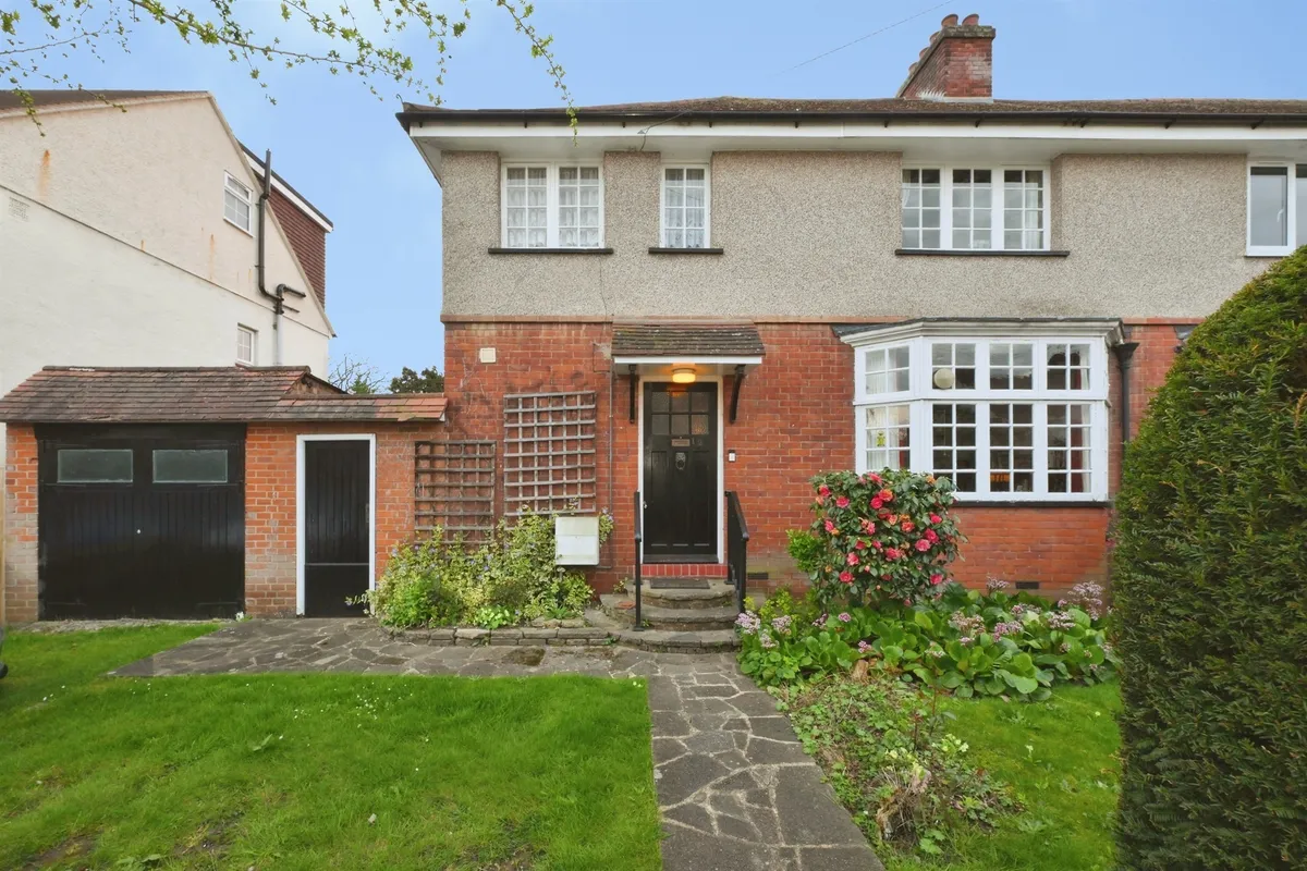 St. Michaels Road, Broxbourne