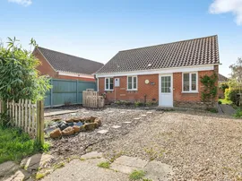 Jubilee Close, Erpingham, Norwich thumb 2