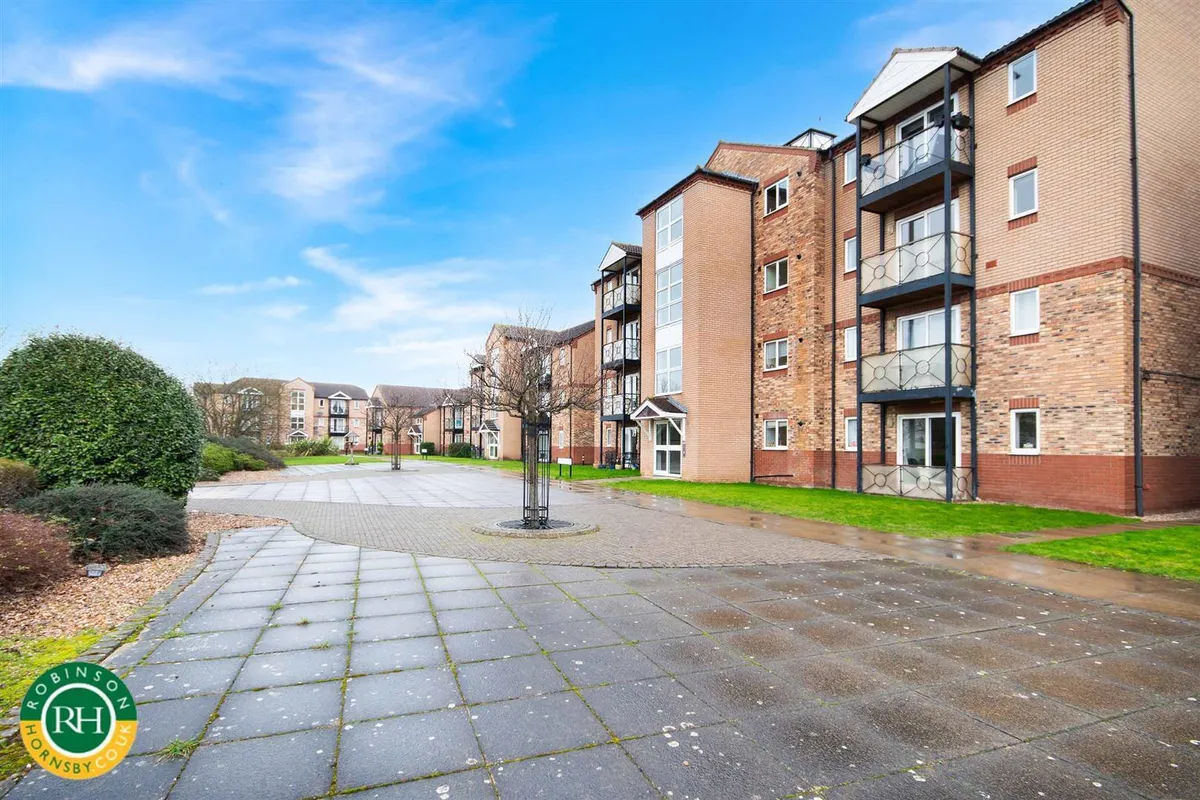 Lakeside Boulevard, Lakeside, Doncaster