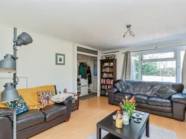 Richmond Close, Calmore, Southampton thumb 2