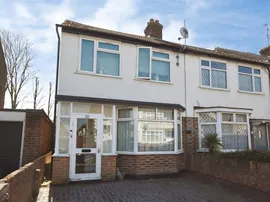 Sheringham Avenue, Romford photo