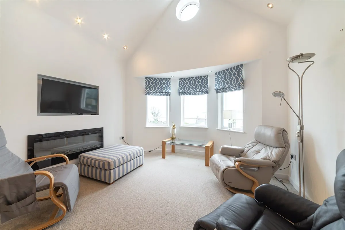 Beach Road, Benllech, Tyn-y-Gongl, Isle of Anglesey, LL74