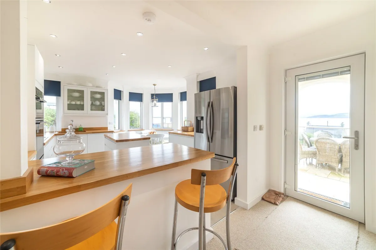 Beach Road, Benllech, Tyn-y-Gongl, Isle of Anglesey, LL74