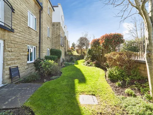 Oxford Avenue, Guiseley, Leedsphoto