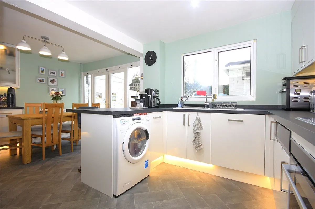Elm Park Road, Havant, Hampshire, PO9