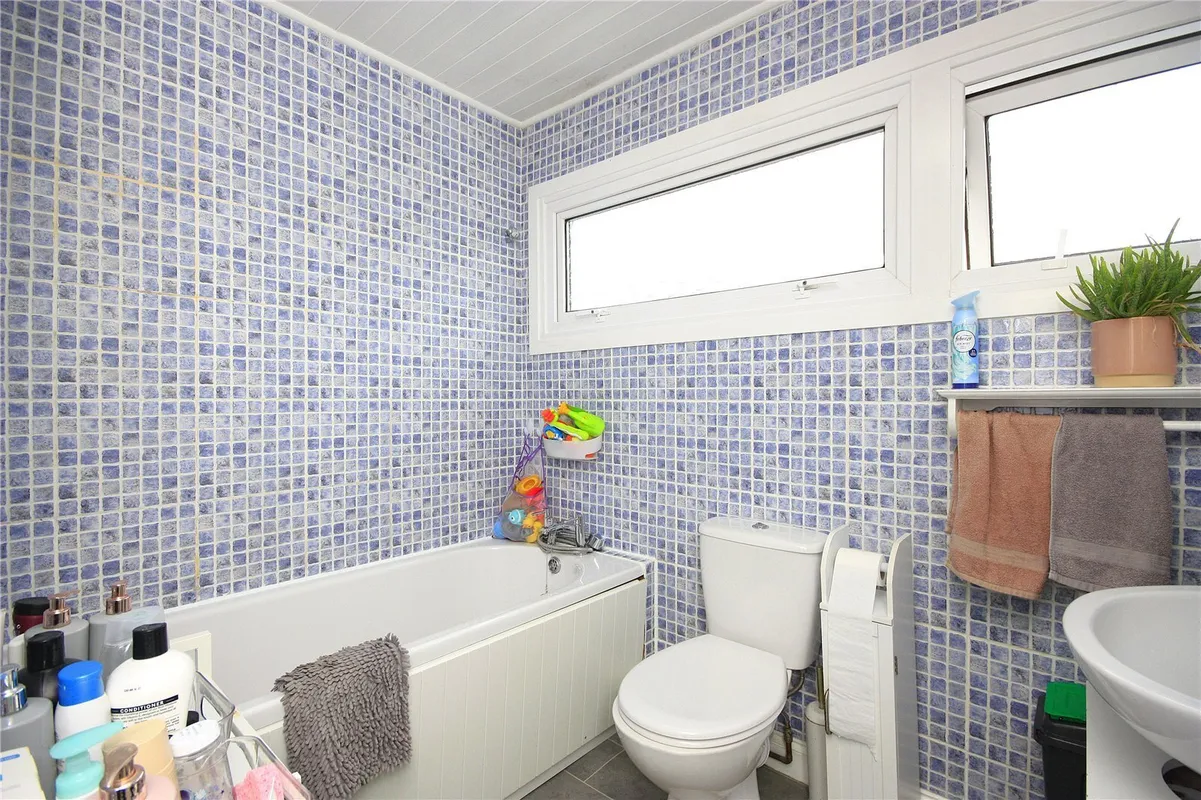 Elm Park Road, Havant, Hampshire, PO9