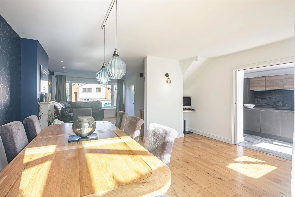 4 Everard Avenue, Bradway, S17 4LZ