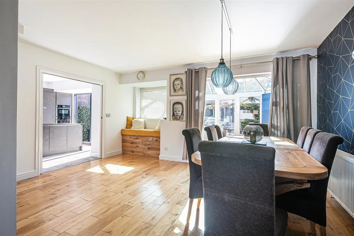 4 Everard Avenue, Bradway, S17 4LZ