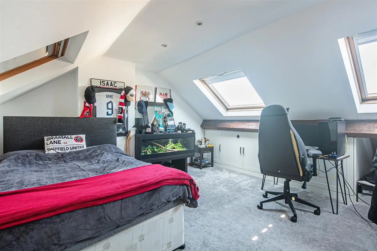 4 Everard Avenue, Bradway, S17 4LZ