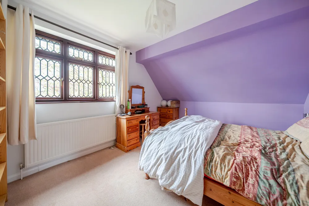 Manor Drive, Esher, KT10