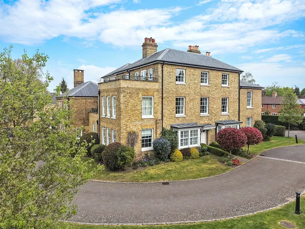 The Grove, Effingham, Leatherhead, Surrey, KT24
