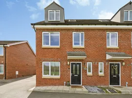 Sunflower Close, Wirral photo