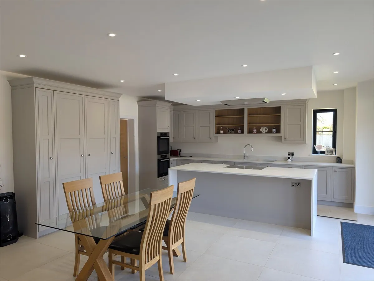 Deer Hurst House, Pamber End, RG26