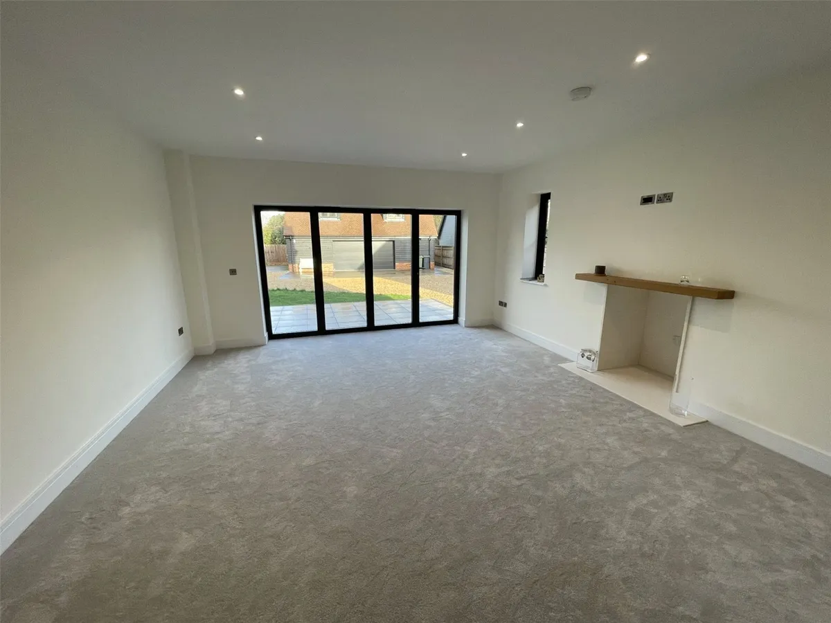 Deer Hurst House, Pamber End, RG26