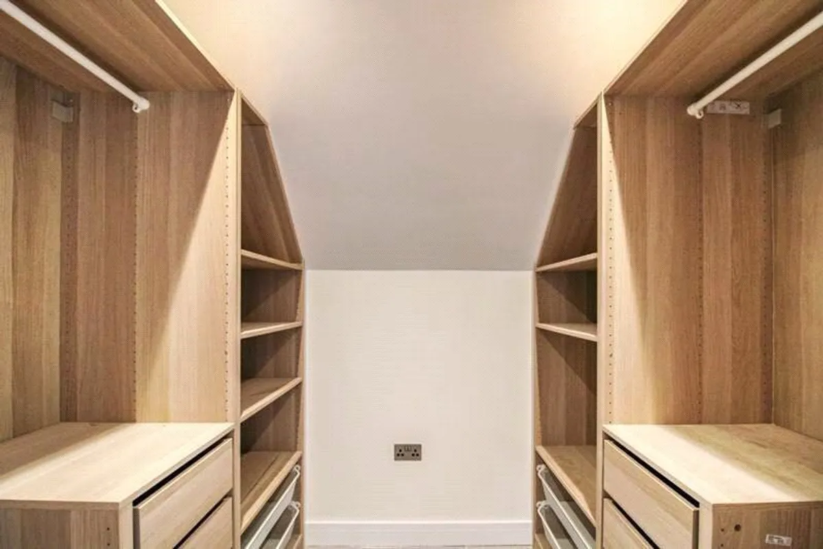 Deer Hurst House, Pamber End, RG26