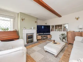 11a Combs Road, Dewsbury thumb 3
