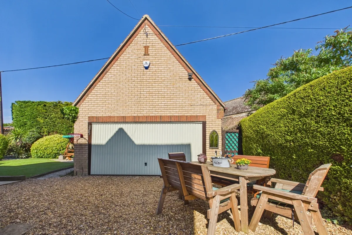 Thorpe Waterville, Northamptonshire, NN14
