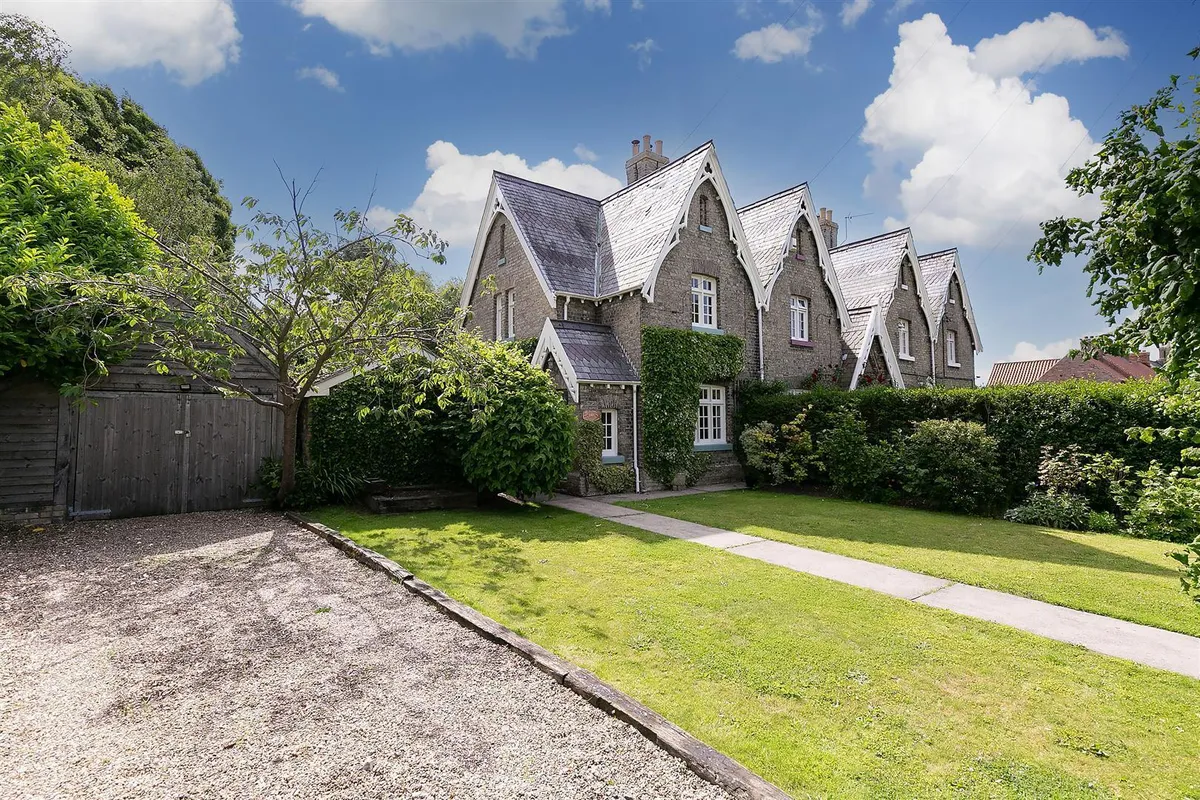 North Cliffe, York